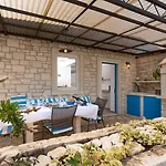 Villa Daulos *