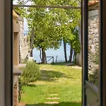 Daulos Villa