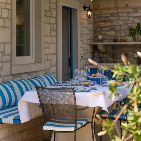 Daulos * Novigrad Istria