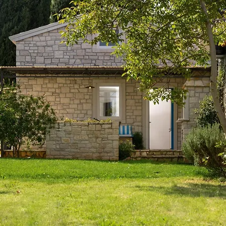 Daulos Villa