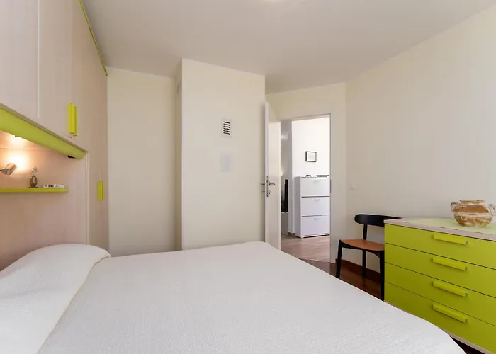 Daulos * Novigrad (Istria)