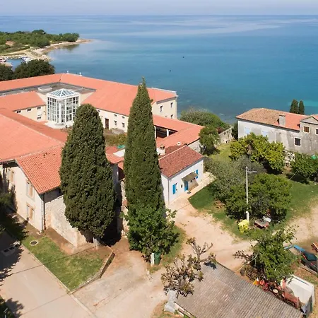 Daulos * Novigrad (Istria)